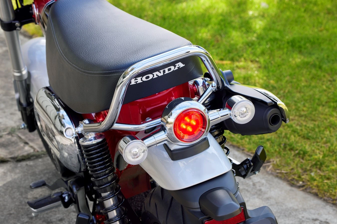 honda dax posteriore